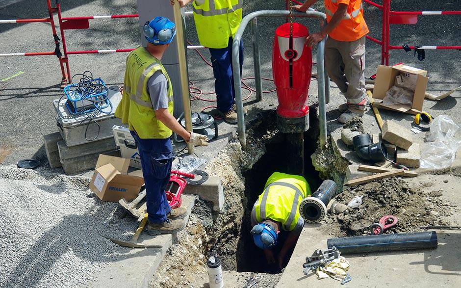 débouchage curage canalisation Brières-les-Scellés